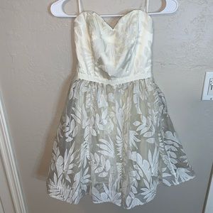 Guess Leaf Print Strapless Dress